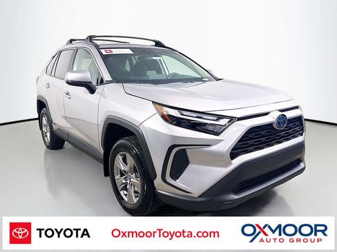 Used 2024 Toyota RAV4 XLE AWD/4WD image 1