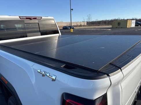 Used 2020 GMC Sierra 3500 SLT w/ SLT Convenience Package image 7