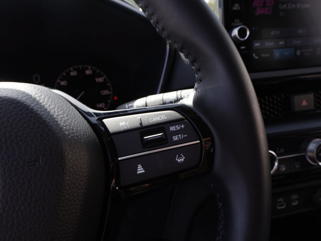 Used 2025 Honda CR-V EX-L image 36