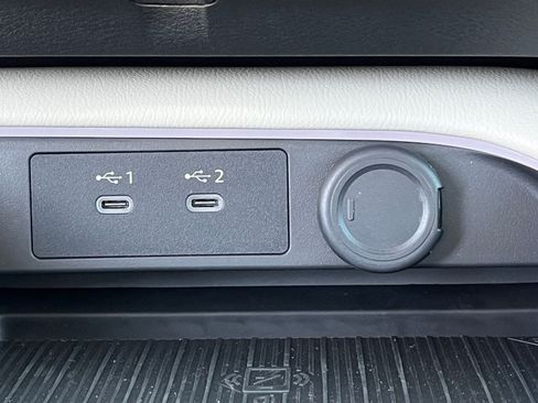 New 2026 Nissan Sentra SL w/ Floor Mat Package FWD image 23