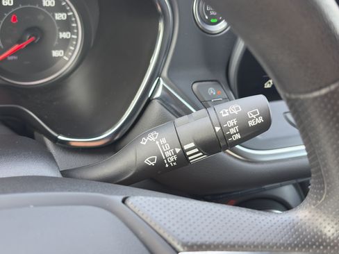 Certified 2025 Chevrolet Blazer LT AWD/4WD image 18