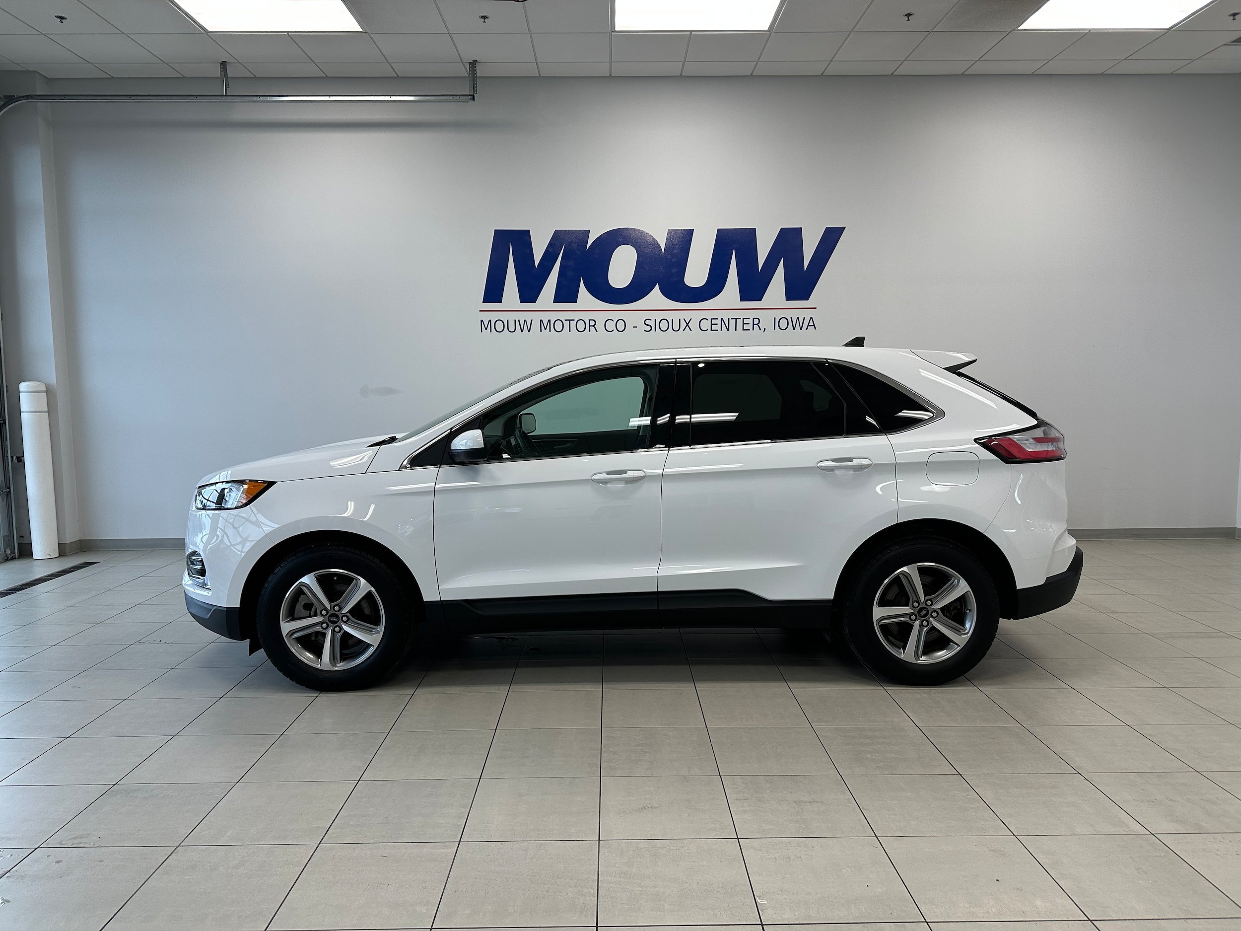 Used 2024 Ford Edge SEL w/ Convenience Package AWD/4WD image 1