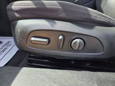 Used 2019 Chevrolet Malibu LT FWD image 18