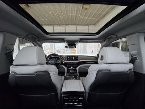 Used 2025 Acura MDX w/ Technology Package image 21