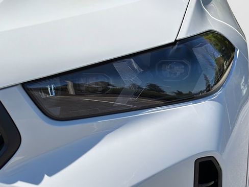 New 2026 BMW X6 xDrive40i image 34