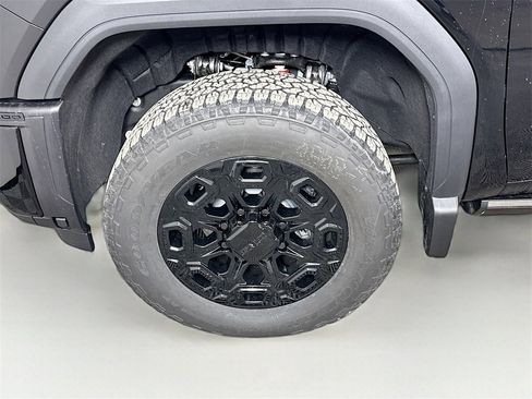 New 2026 GMC Sierra 3500 Denali Ultimate w/ LPO, Black Badging Package image 26