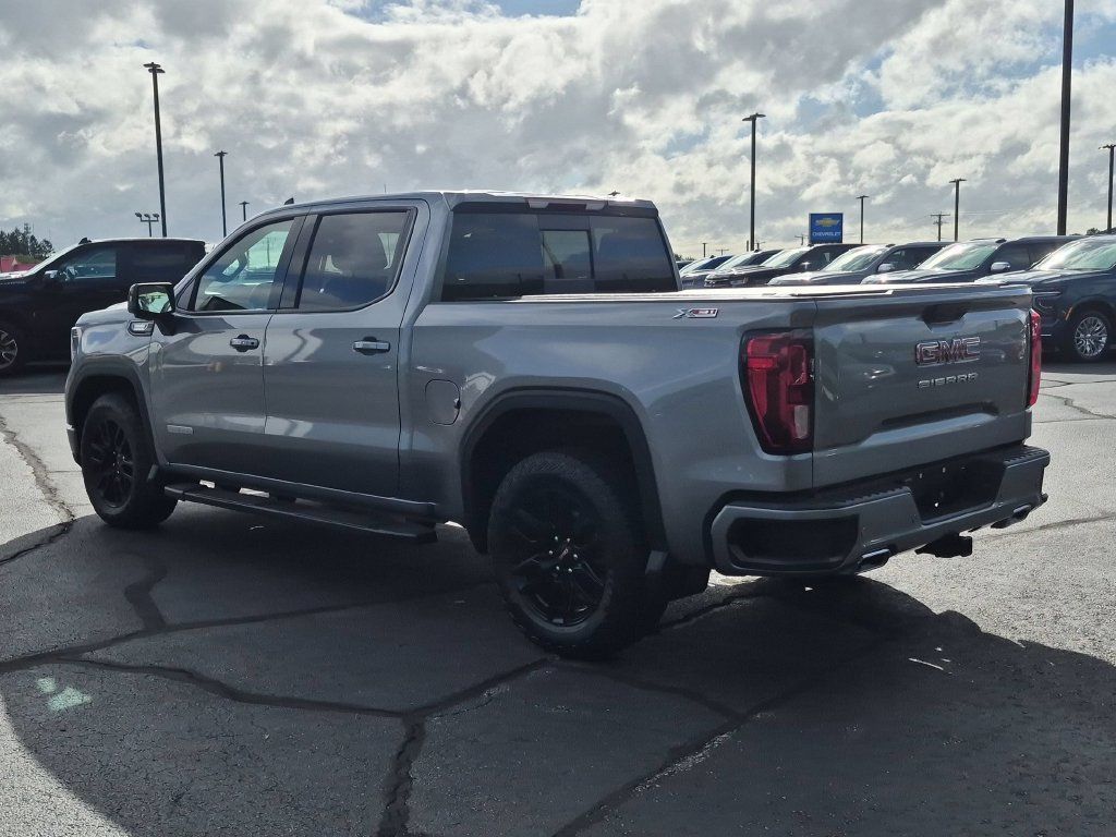 Used 2023 GMC Sierra 1500 Elevation w/ Elevation Premium Package AWD/4WD image 5