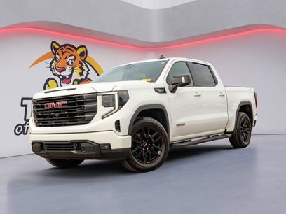 Used 2022 GMC Sierra 1500 Elevation w/ Preferred Package