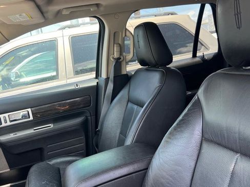 Used 2009 Lincoln MKX 2WD image 10