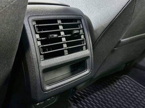 Used 2024 Volkswagen GTI SE FWD image 27
