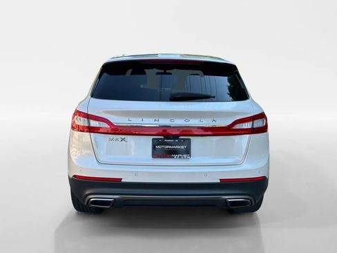 Used 2017 Lincoln MKX Select w/ Select Plus Package image 4