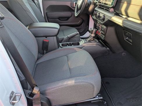 New 2026 Jeep Wrangler Unlimited Rubicon image 30