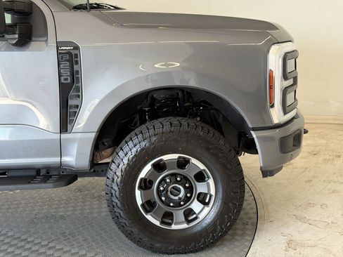 Used 2024 Ford F250 Lariat w/ Lariat Ultimate Package AWD/4WD image 13