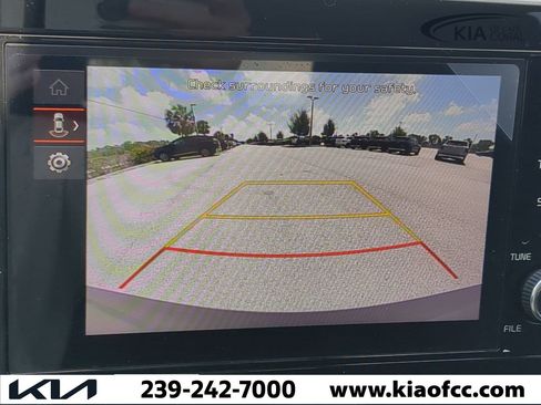 New 2025 Kia Sportage LX image 19