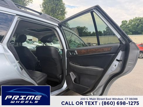 Used 2015 Subaru Outback 2.5i Limited AWD/4WD image 14