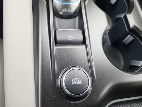 New 2026 Ford Explorer Active w/ Active Comfort Package image 25