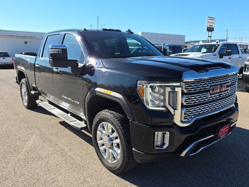 Used 2022 GMC Sierra 2500 Denali w/ Denali Ultimate Package image 2