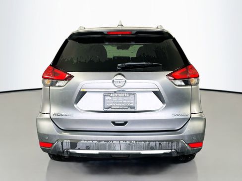 Used 2019 Nissan Rogue SV AWD/4WD image 6