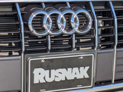 Used 2023 Audi Q3 2.0T Premium w/ Convenience Package image 26