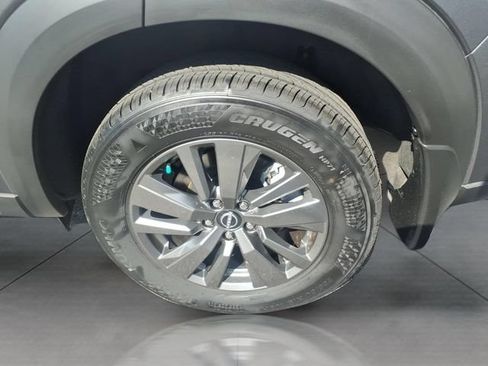 Used 2025 Nissan Pathfinder S AWD/4WD image 25