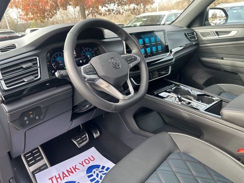 New 2026 Volkswagen Atlas Cross Sport SEL Premium R-Line AWD/4WD image 11