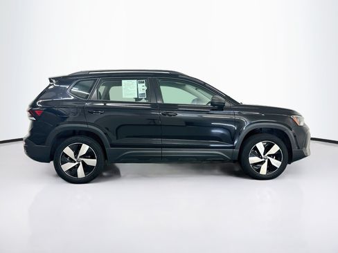 Used 2025 Volkswagen Taos S AWD/4WD image 10
