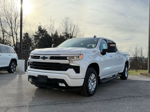 Used 2024 Chevrolet Silverado 1500 RST w/ Max Trailering Package image 3