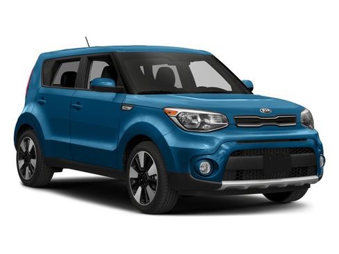 Used 2018 Kia Soul + FWD image 9