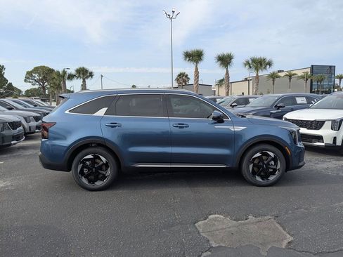 New 2026 Kia Sorento EX AWD/4WD image 8