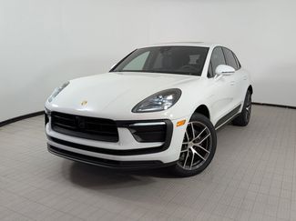 New 2025 Porsche Macan AWD/4WD video 1