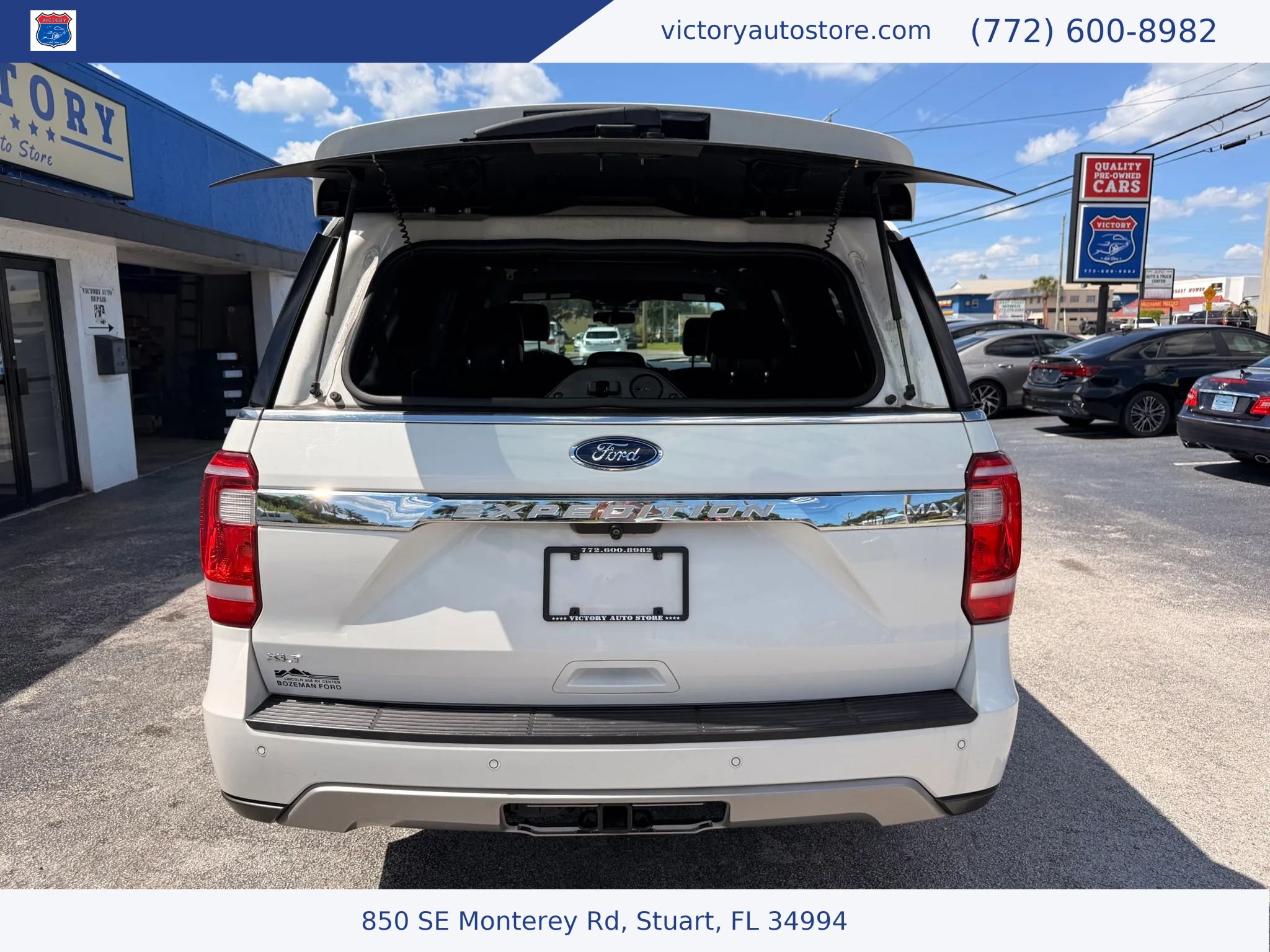 Used 2020 Ford Expedition Max XLT w/ Equipment Group 202A AWD/4WD image 14