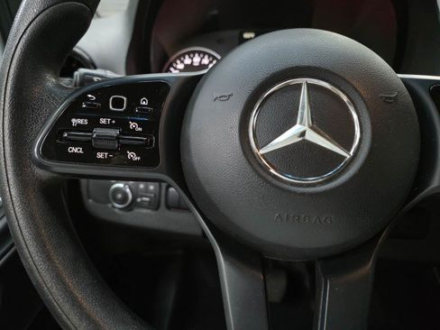 Used 2024 Mercedes-Benz Sprinter 2500 image 17