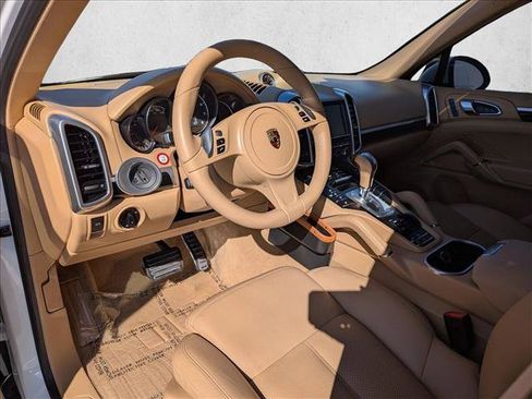 Used 2013 Porsche Cayenne AWD/4WD image 10