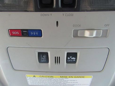 Used 2017 Subaru Crosstrek 2.0i Limited image 47