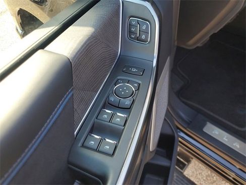 New 2025 Ford F250 Platinum image 22