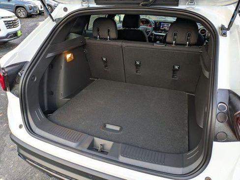 New 2026 Chevrolet Trax RS w/ Driver Confidence Package image 21