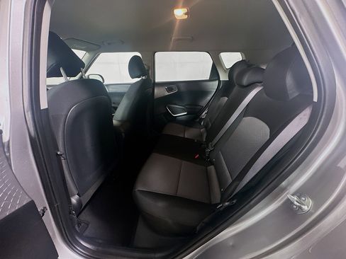 Used 2025 Kia Soul LX w/ LX Technology Package image 26