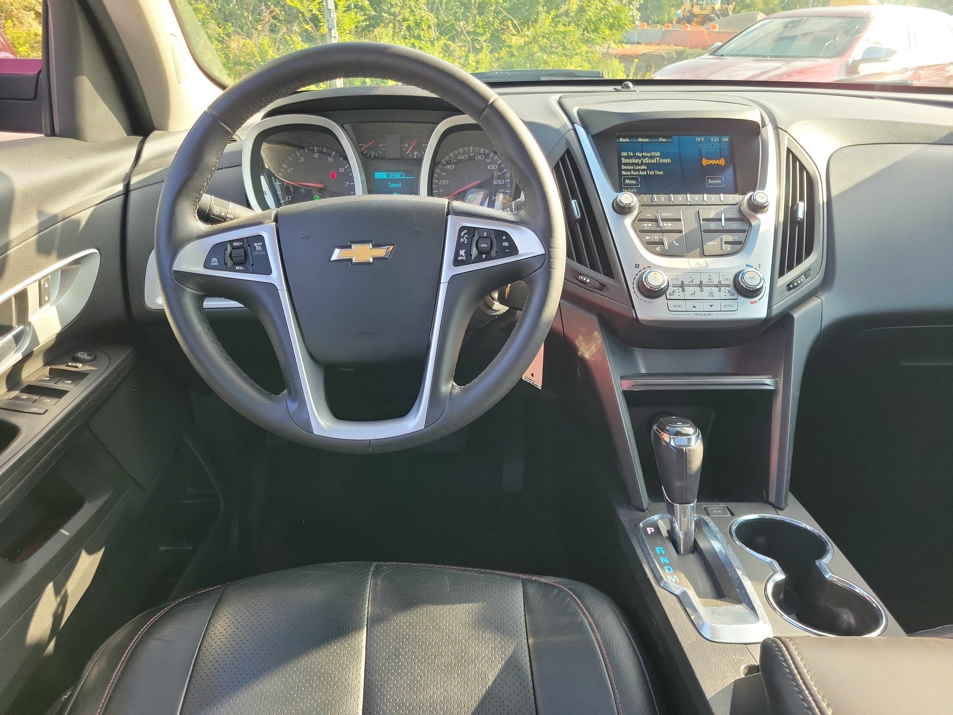 Used 2017 Chevrolet Equinox LT w/ Convenience Package FWD image 10