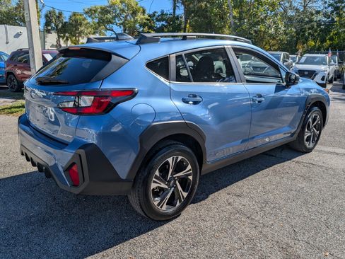 Used 2024 Subaru Crosstrek 2.0i Premium image 17