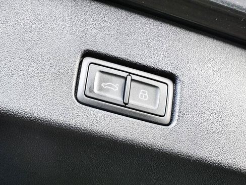 Used 2024 Audi Q4 e-tron Premium Plus AWD/4WD image 39