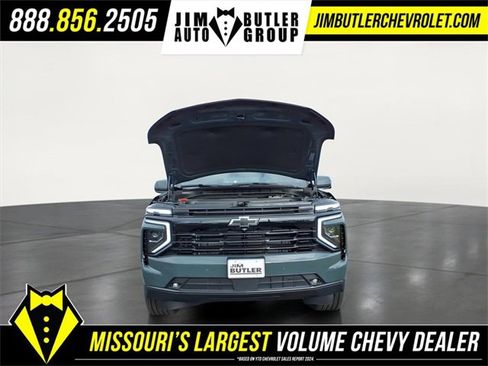New 2026 Chevrolet Suburban RST image 23