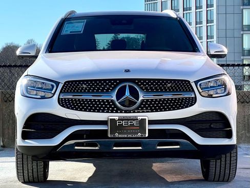 Certified 2022 Mercedes-Benz GLC 300 4MATIC image 3