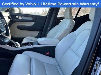 Used 2024 Volvo XC40 B5 Plus w/ Climate Package