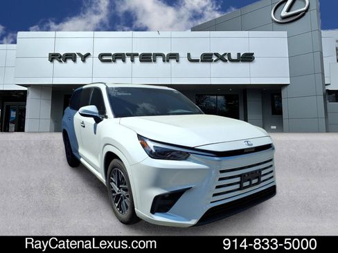 Used 2025 Lexus TX 350 AWD w/ Technology Package image 2