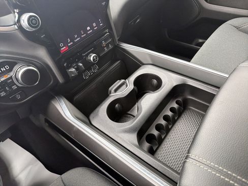 Certified 2025 RAM 1500 Big Horn AWD/4WD image 20