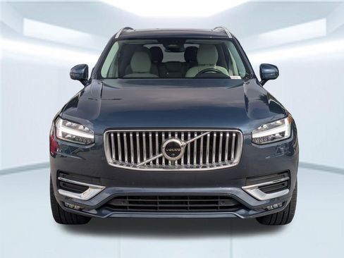 Used 2023 Volvo XC90 B6 Plus AWD/4WD image 8