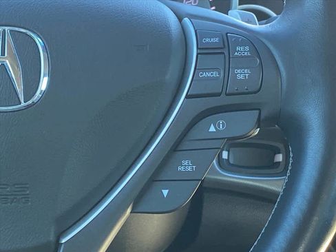 Used 2010 Acura TL SH-AWD image 9