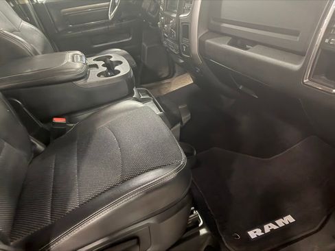 Used 2018 RAM 2500 Big Horn w/ Sport Appearance Group image 38