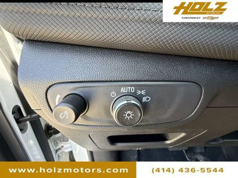 Certified 2025 Chevrolet TrailBlazer LS w/ LS Convenience Package FWD image 17