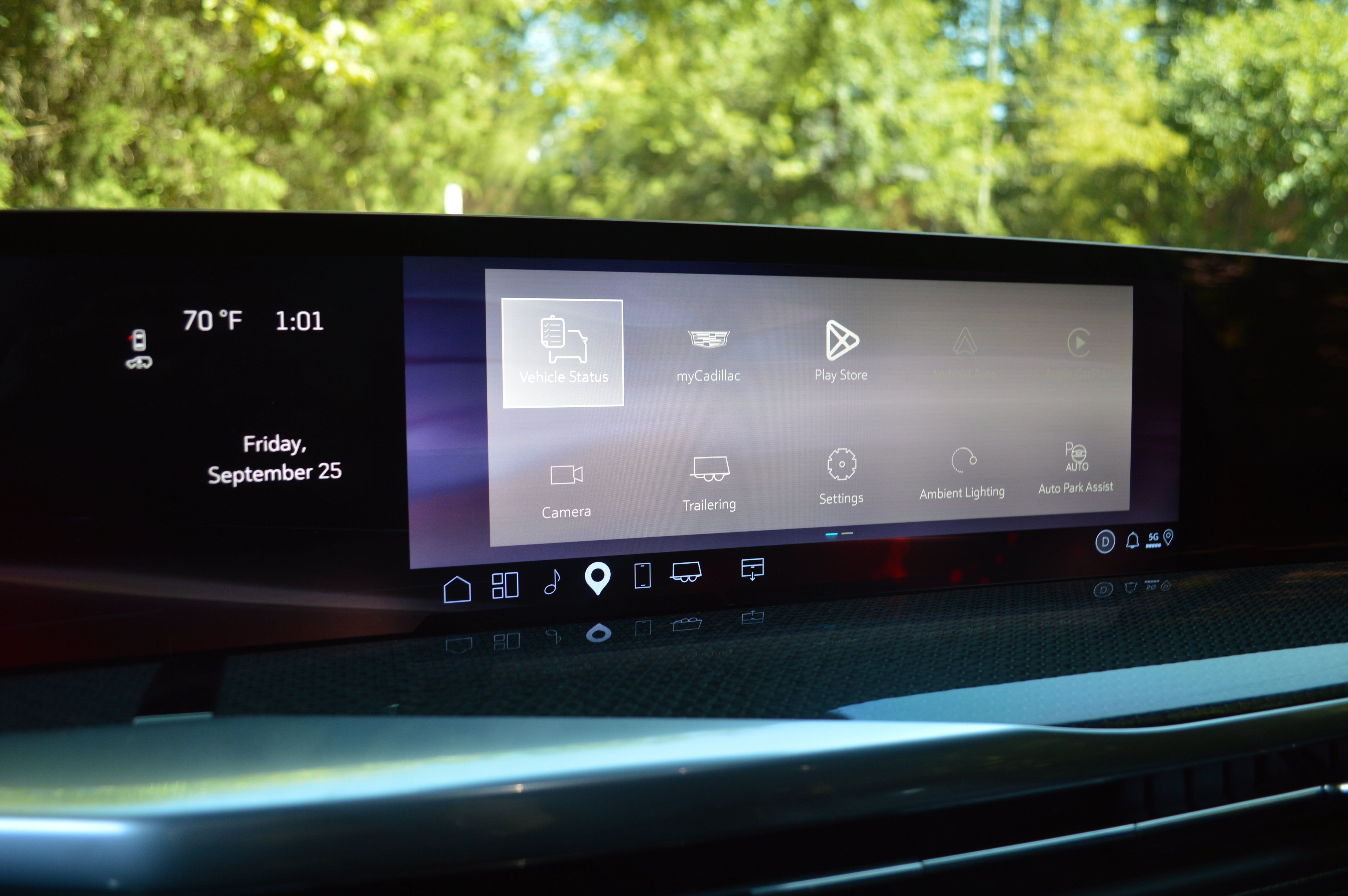 Used 2025 Cadillac Escalade V AWD/4WD image 19